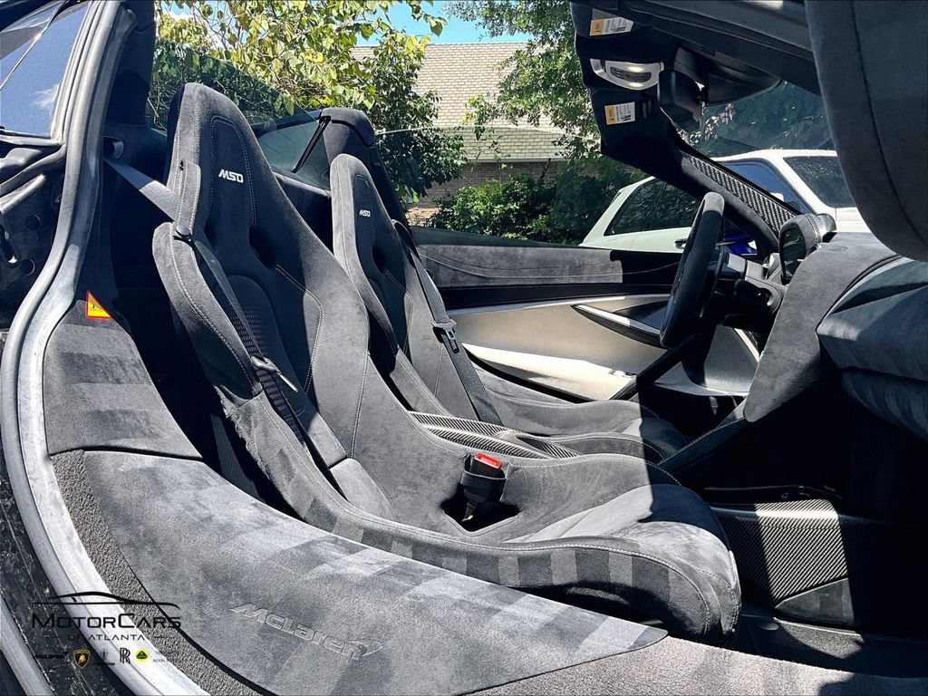 Used 2022 McLaren 765LT RWD image 7