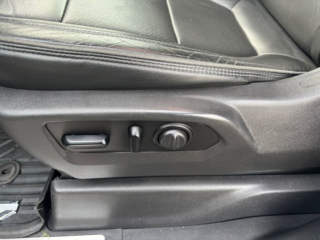 Used 2020 Chevrolet Silverado 3500 High Country w/ Z71 Off-Road Package image 20