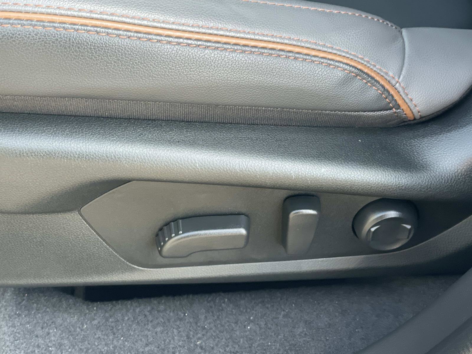 Used 2025 Subaru Forester Sport image 18