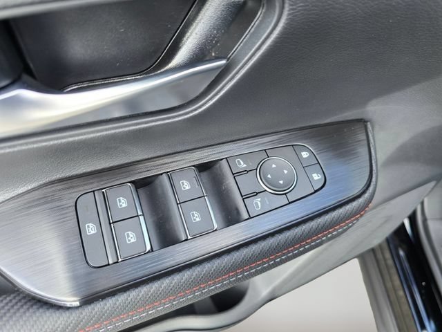 New 2026 Nissan Kicks SR w/ Cold Weather Package FWD image 22