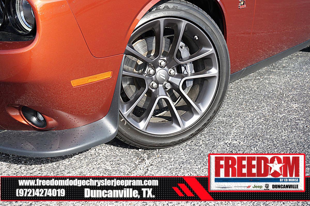 New 2023 Dodge Challenger R/T Scat Pack w/ Plus Package image 9