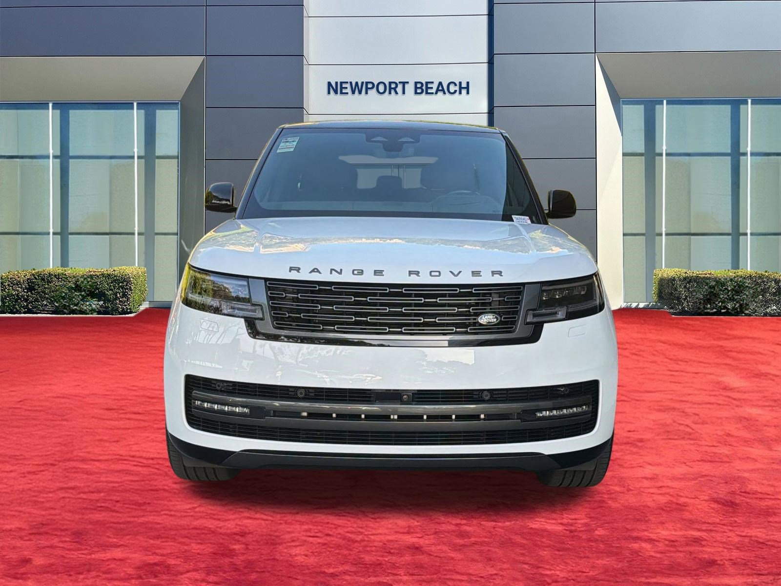 Certified 2025 Land Rover Range Rover Autobiography AWD/4WD image 6