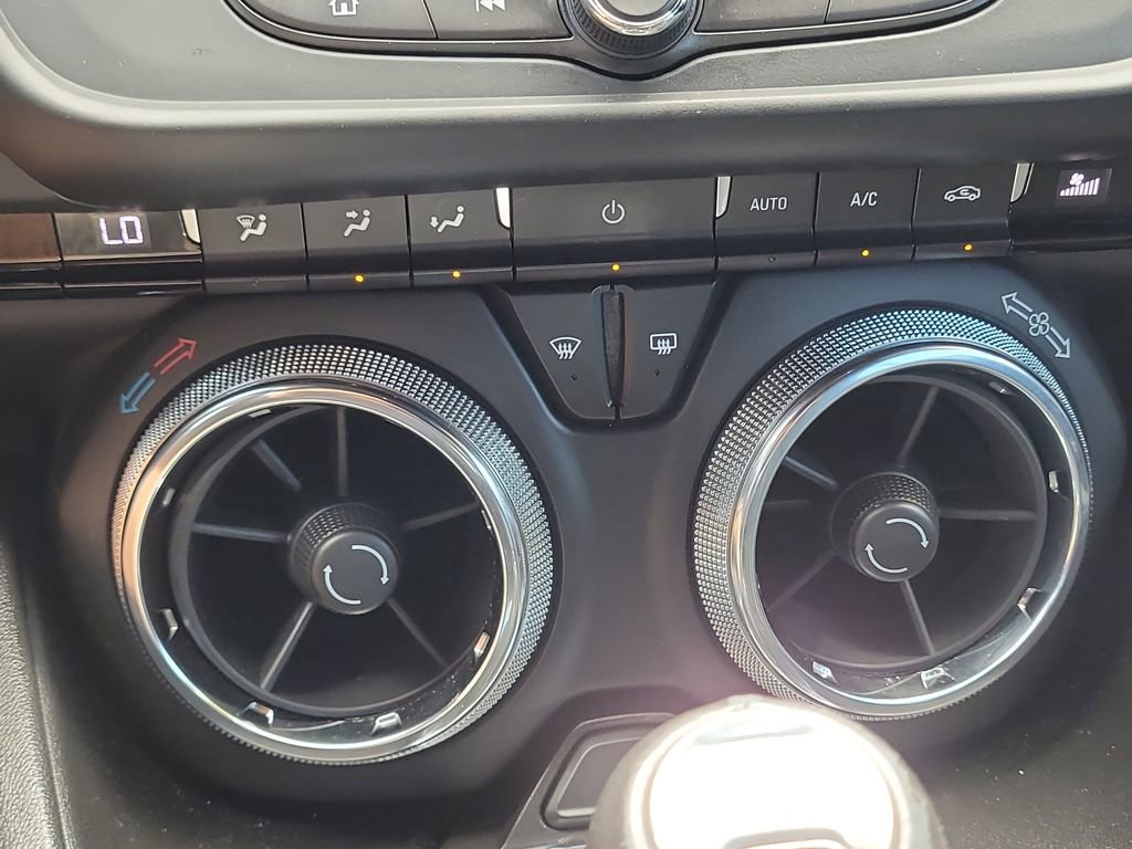 Used 2018 Chevrolet Camaro LS image 17