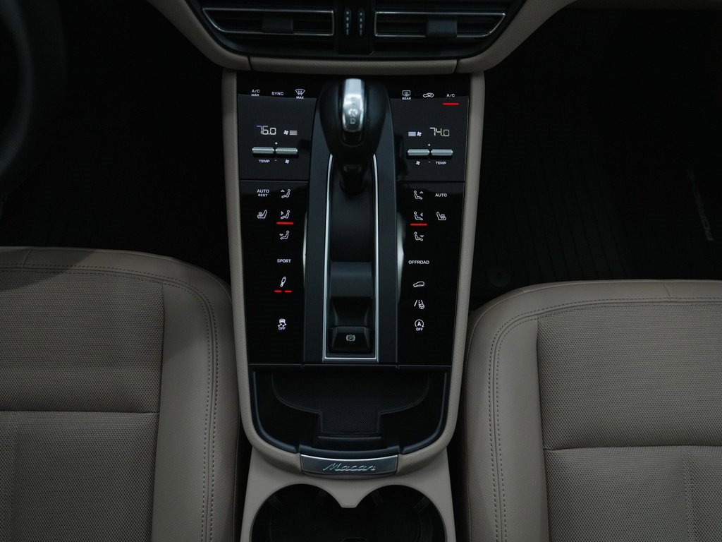 Used 2022 Porsche Macan S image 27