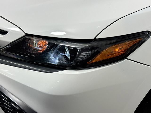 Certified 2023 Toyota Camry SE w/ Convenience Package image 3