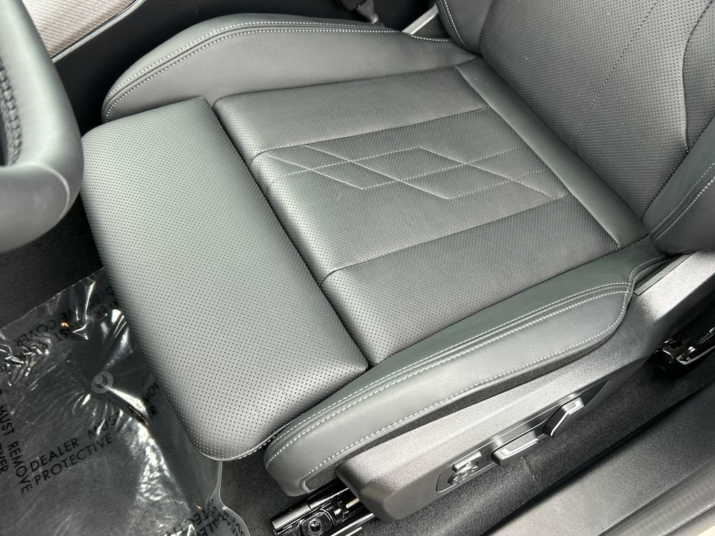 Used 2025 BMW X3 xDrive30i w/ Convenience Package AWD/4WD image 15