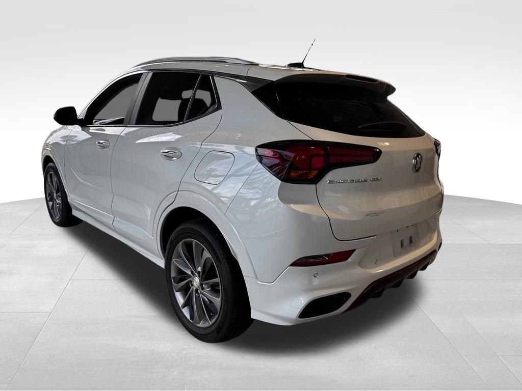 Used 2021 Buick Encore GX Select w/ Advanced Technology Package FWD image 4