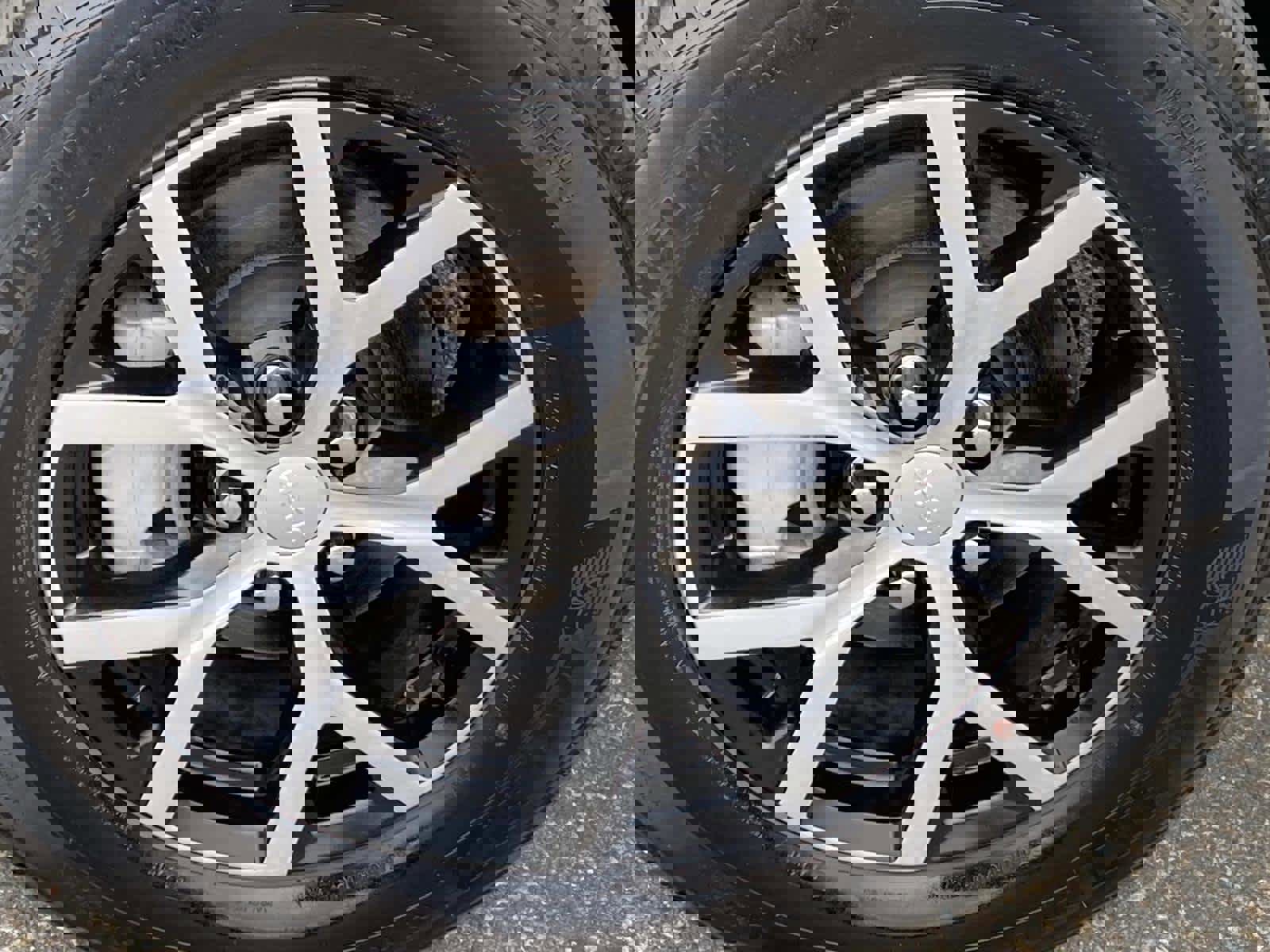 Used 2023 Jeep Grand Cherokee Limited image 27