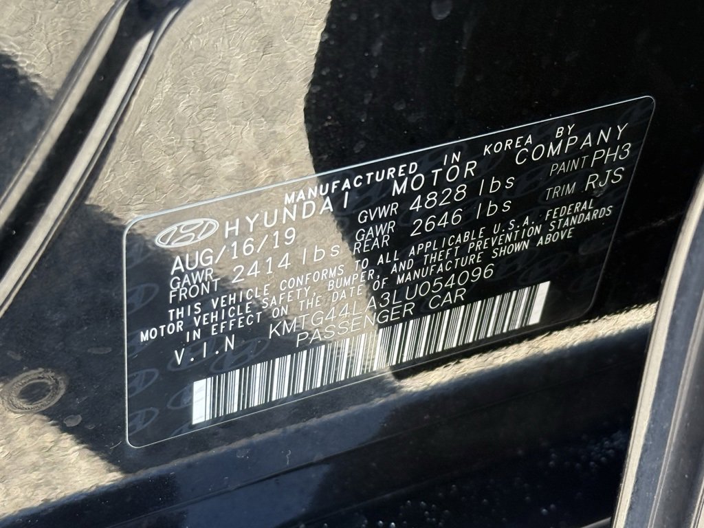 Used 2020 Genesis G70 2.0T w/ Prestige Package image 41