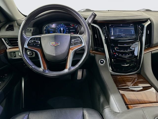 Used 2019 Cadillac Escalade ESV Premium Luxury image 24