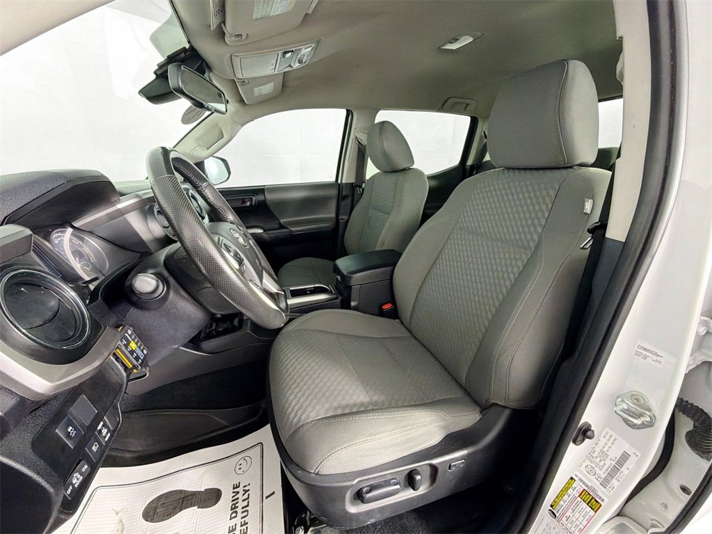 Used 2021 Toyota Tacoma TRD Sport image 18