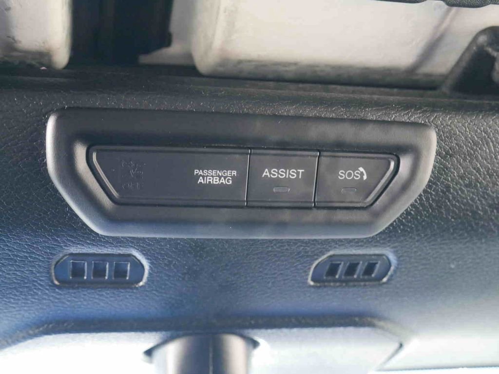 Used 2022 Jeep Wrangler Unlimited Sahara image 45