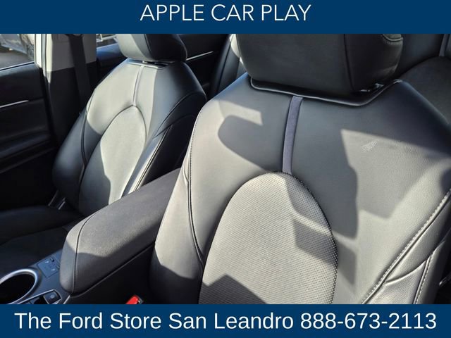Used 2022 Toyota Camry XLE image 17