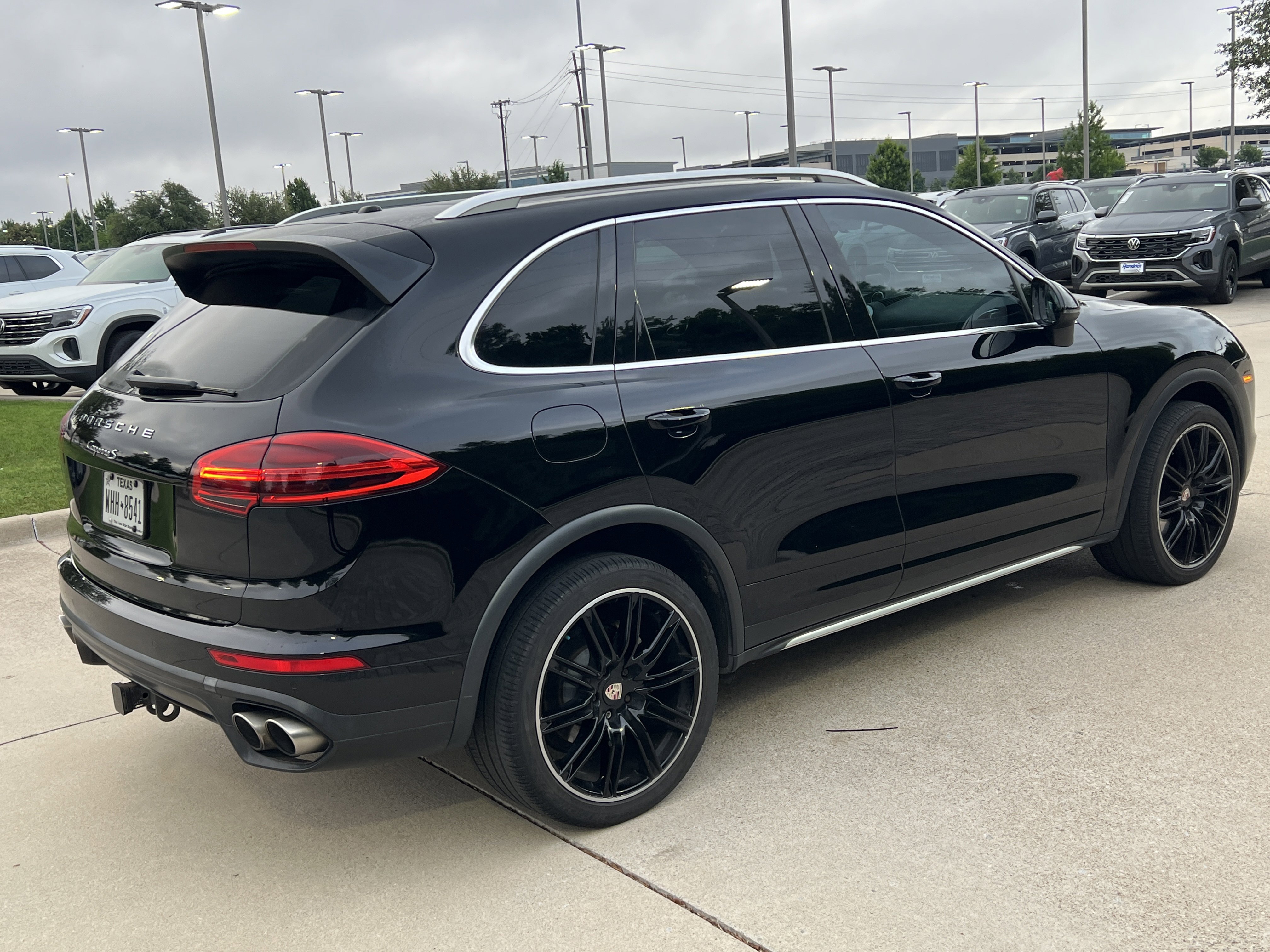Used 2018 Porsche Cayenne S AWD/4WD image 8