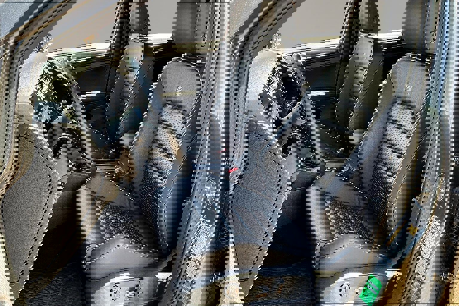 Used 2019 Volkswagen Golf R 4-Door image 21