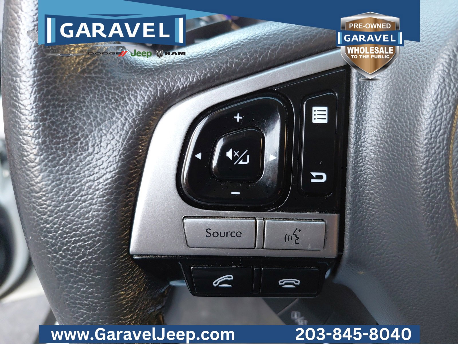 Used 2017 Subaru Outback 3.6R Touring image 6