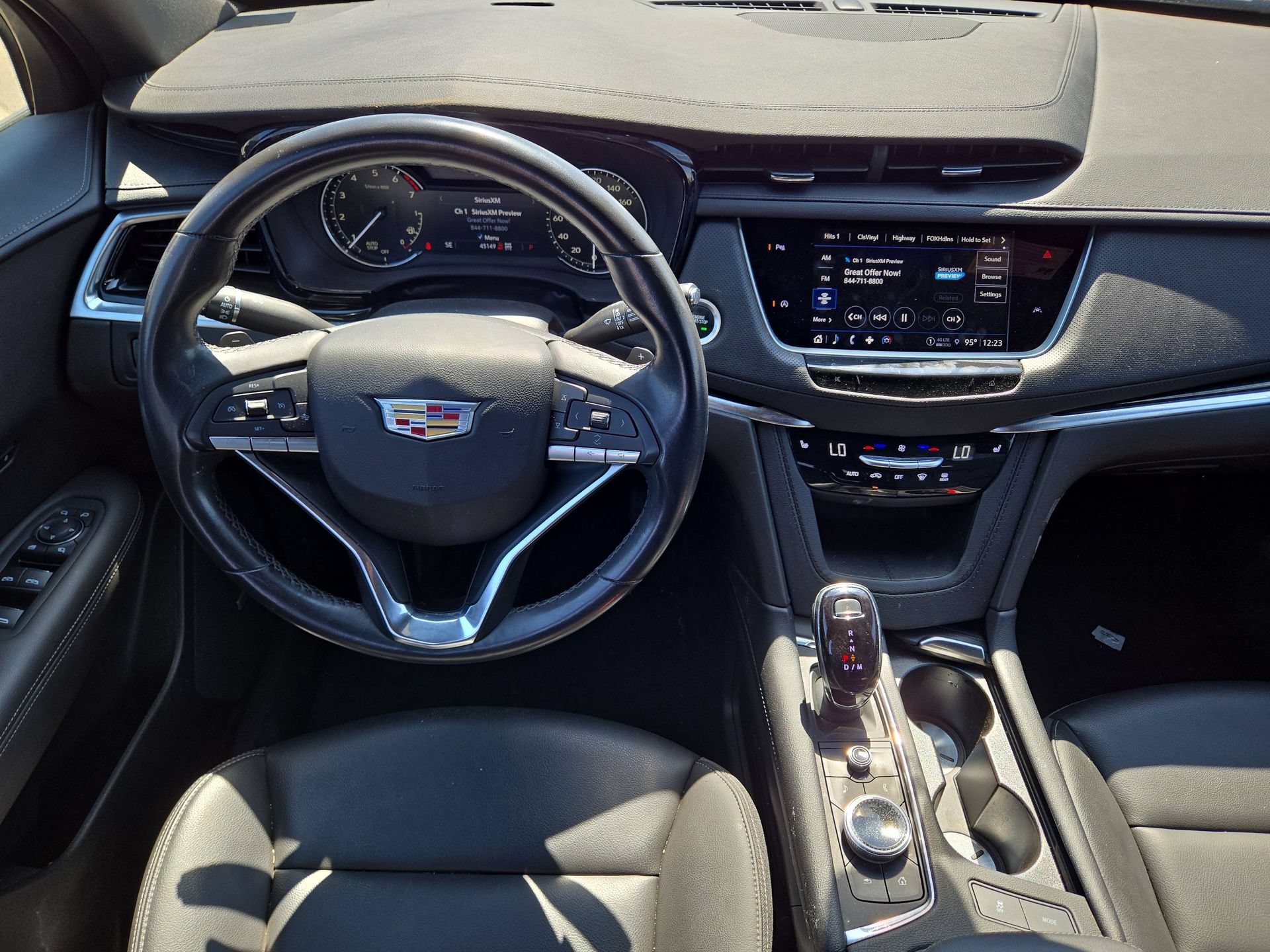 Used 2024 Cadillac XT6 Luxury AWD/4WD image 14