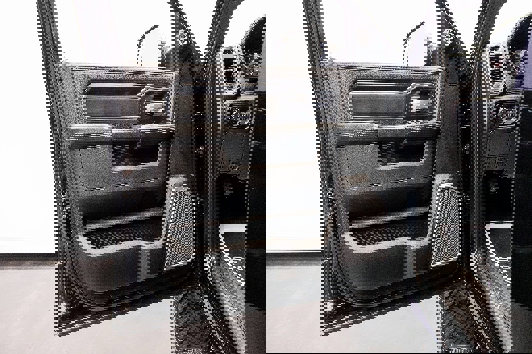 Used 2022 RAM 2500 Laramie image 33