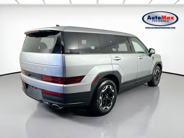 Used 2024 Hyundai Santa Fe SE image 2