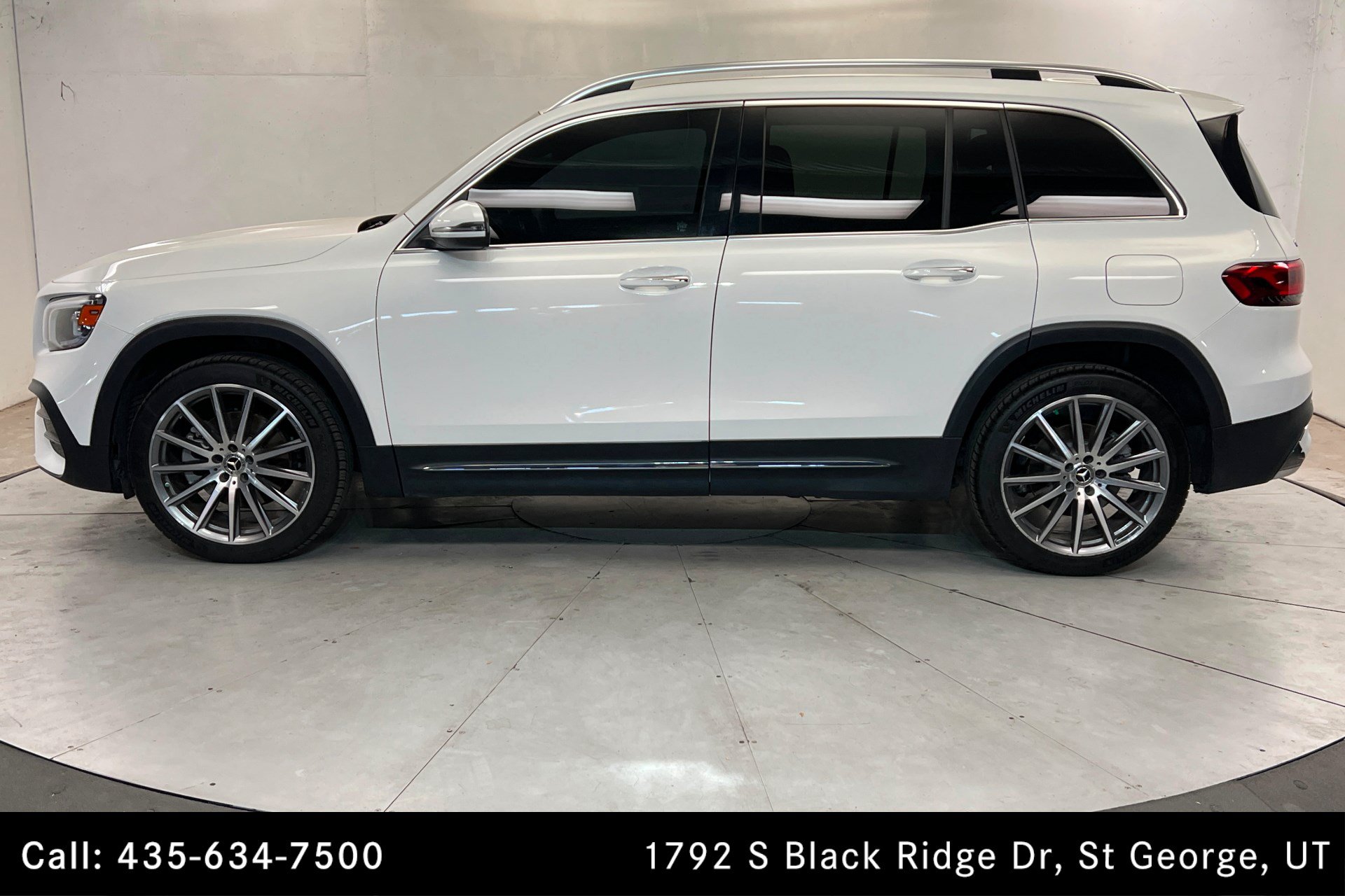 Certified 2021 Mercedes-Benz GLB 250 image 2