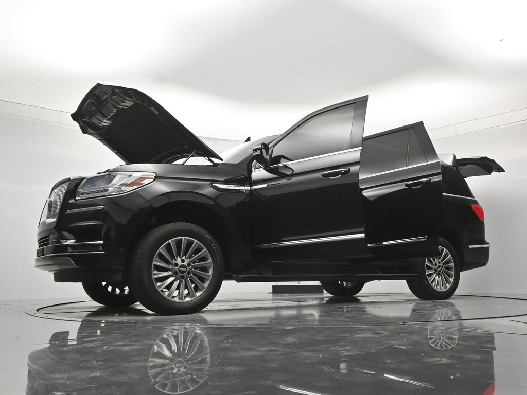 Used 2020 Lincoln Navigator L 4WD image 48