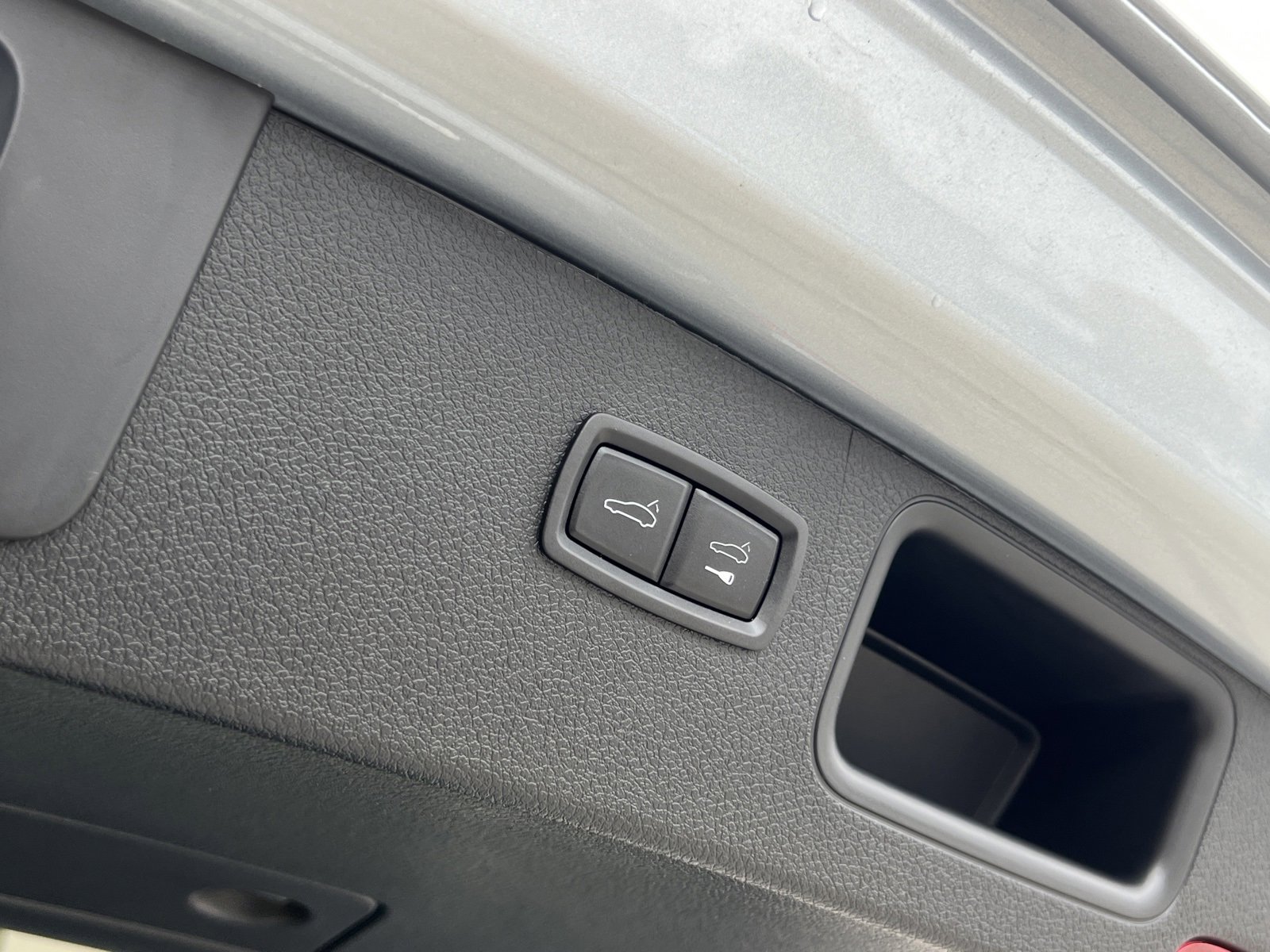 Certified 2025 Porsche Macan image 20