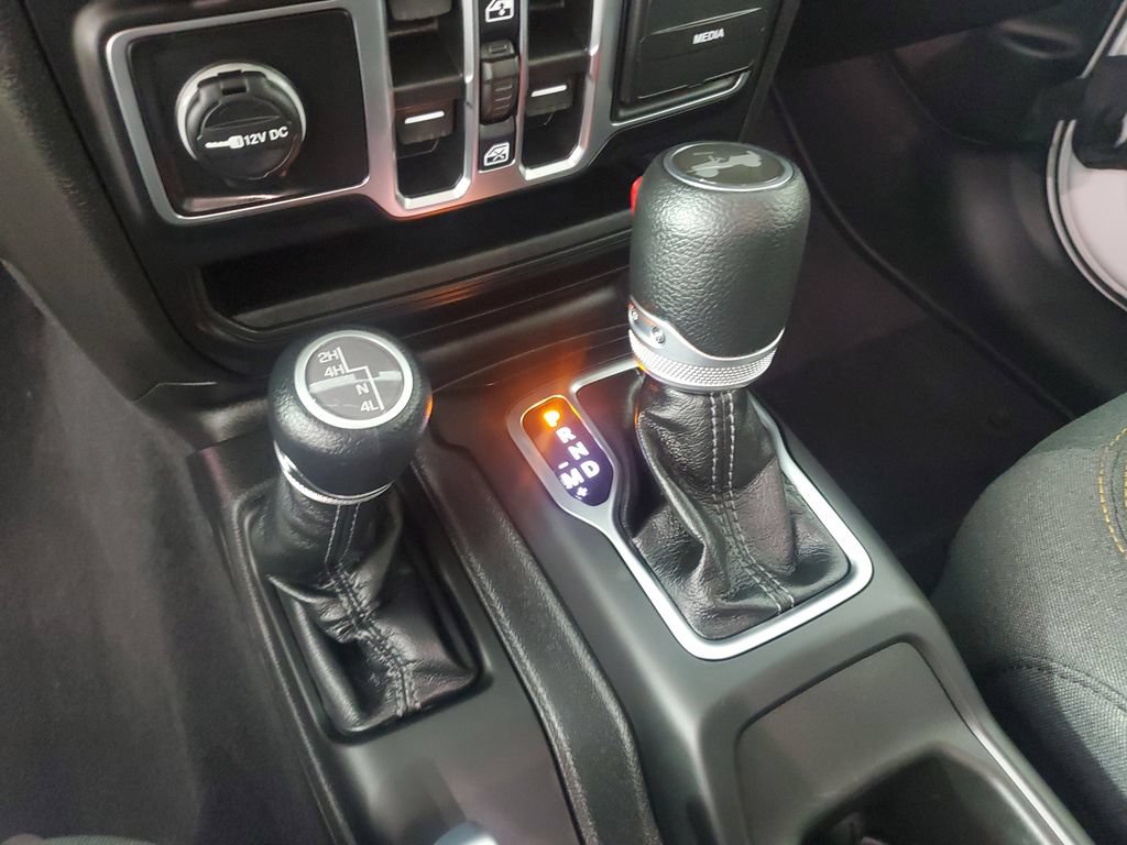 Used 2026 Jeep Wrangler Unlimited Sport AWD/4WD image 18