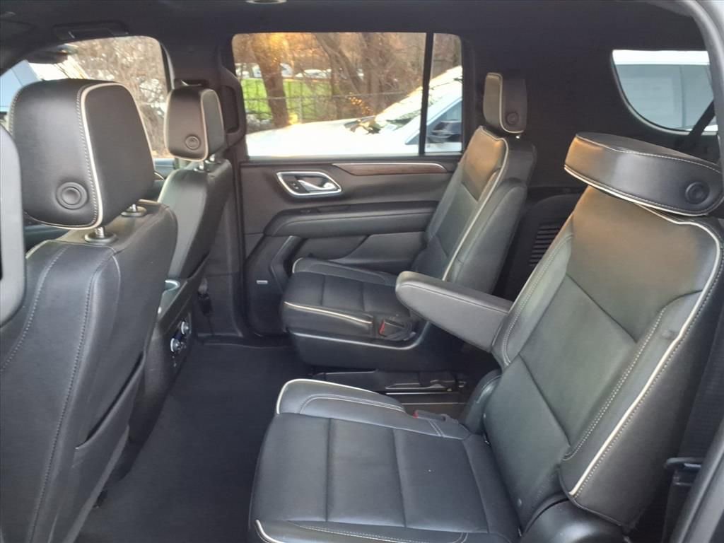 Certified 2023 Chevrolet Suburban Premier image 20