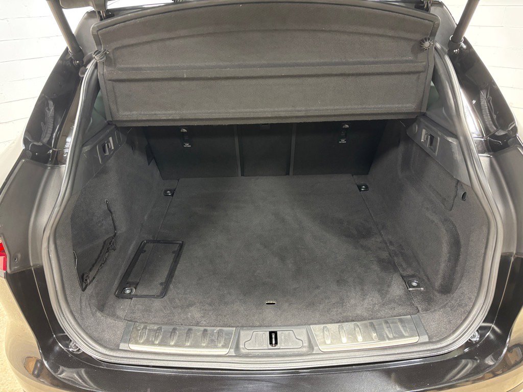 Used 2023 Jaguar F-PACE S image 42