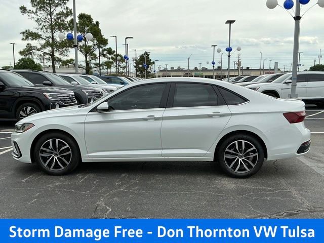 New 2026 Volkswagen Jetta SE FWD image 6