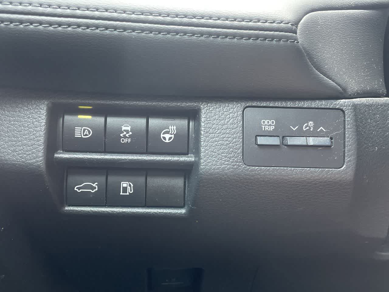 Used 2019 Toyota Avalon Touring FWD image 24
