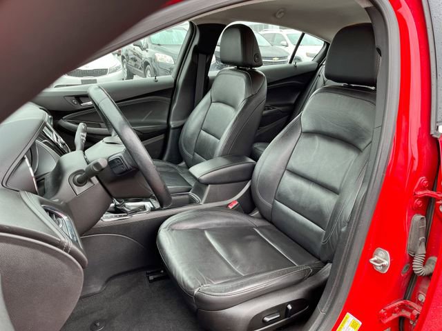 Used 2018 Chevrolet Cruze Premier image 14