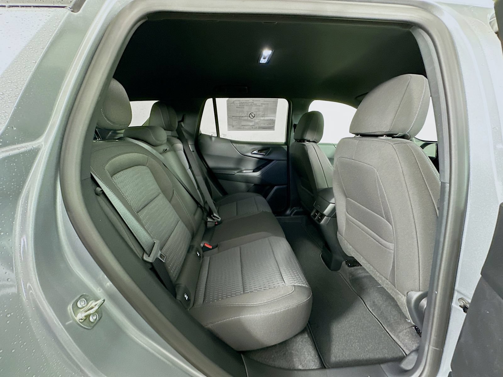 Used 2026 Chevrolet Equinox LT FWD image 28
