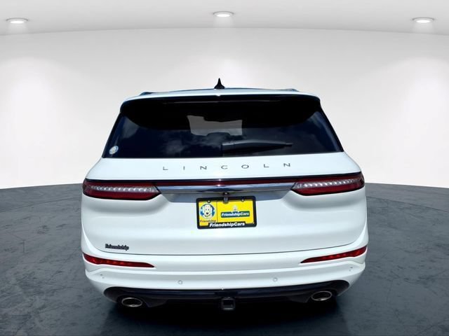 Used 2022 Lincoln Corsair Grand Touring w/ Towing Package AWD/4WD image 7