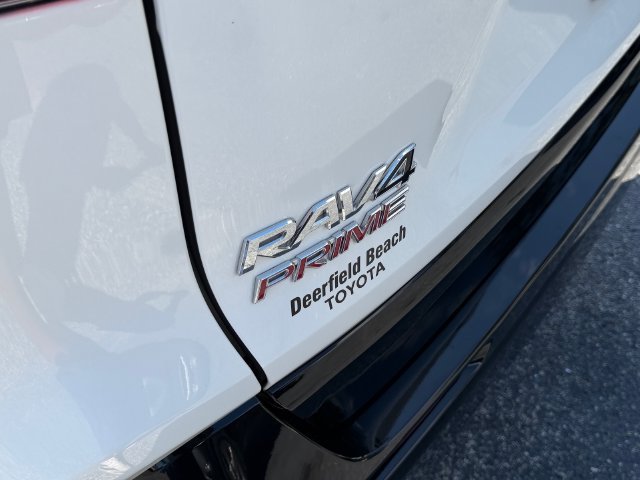 Certified 2025 Toyota RAV4 SE w/ Weather & Moonroof Package AWD/4WD image 15