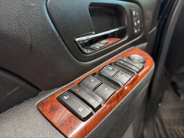 Used 2013 Chevrolet Tahoe LTZ image 14
