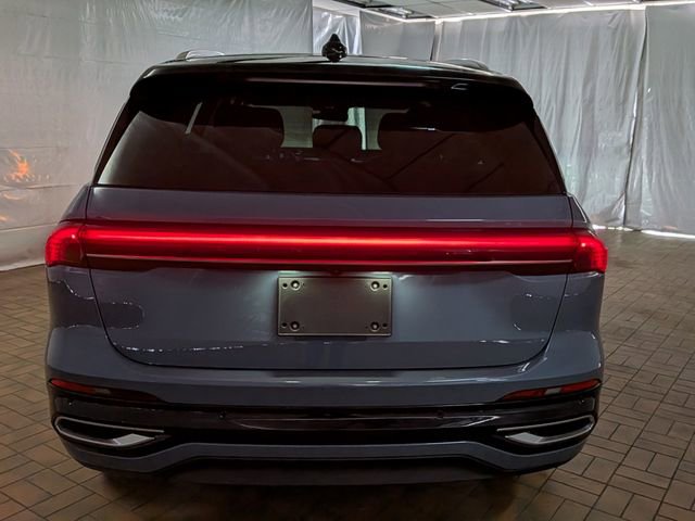 Used 2025 Lincoln Nautilus Reserve image 8