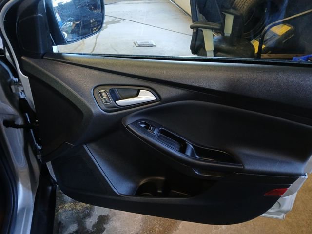 Used 2016 Ford Focus SE image 52