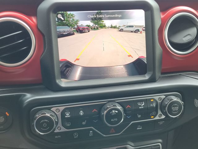 Used 2023 Jeep Gladiator Rubicon w/ Cold Weather Group AWD/4WD image 19