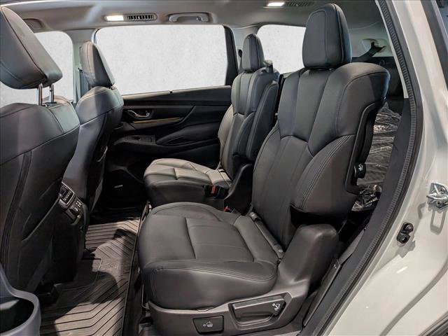 Used 2025 Subaru Ascent Bronze Edition AWD/4WD image 16