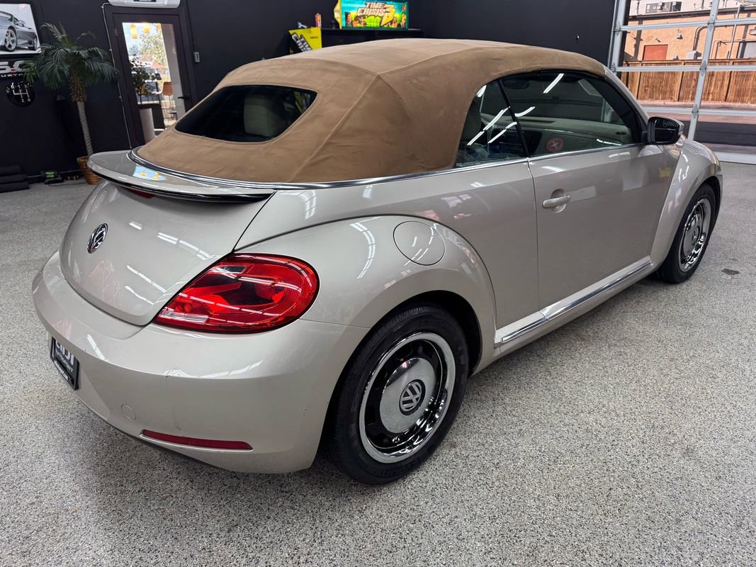 Used 2013 Volkswagen Beetle 2.5 image 5