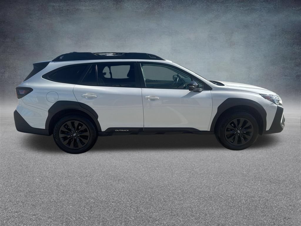 Used 2025 Subaru Outback Onyx Edition AWD/4WD image 6