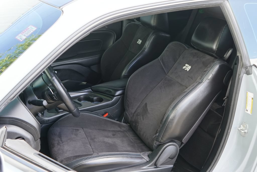 Used 2022 Dodge Challenger R/T Scat Pack RWD image 11