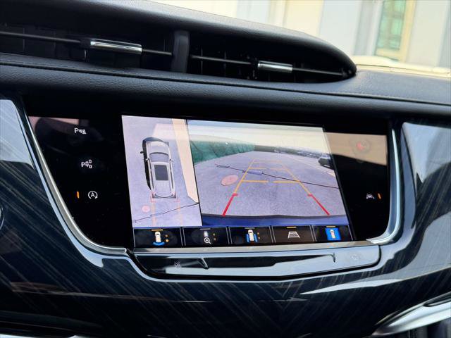 Certified 2025 Cadillac XT6 Premium Luxury w/ Technology Package AWD/4WD image 32