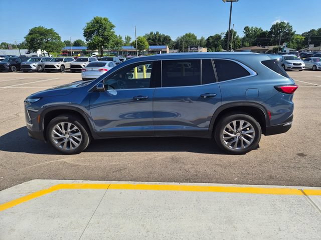 Used 2025 Buick Enclave Preferred w/ Trailering Package, 5000 lbs. FWD image 11