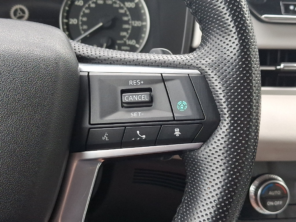 Used 2022 Mitsubishi Outlander SEL AWD/4WD image 24