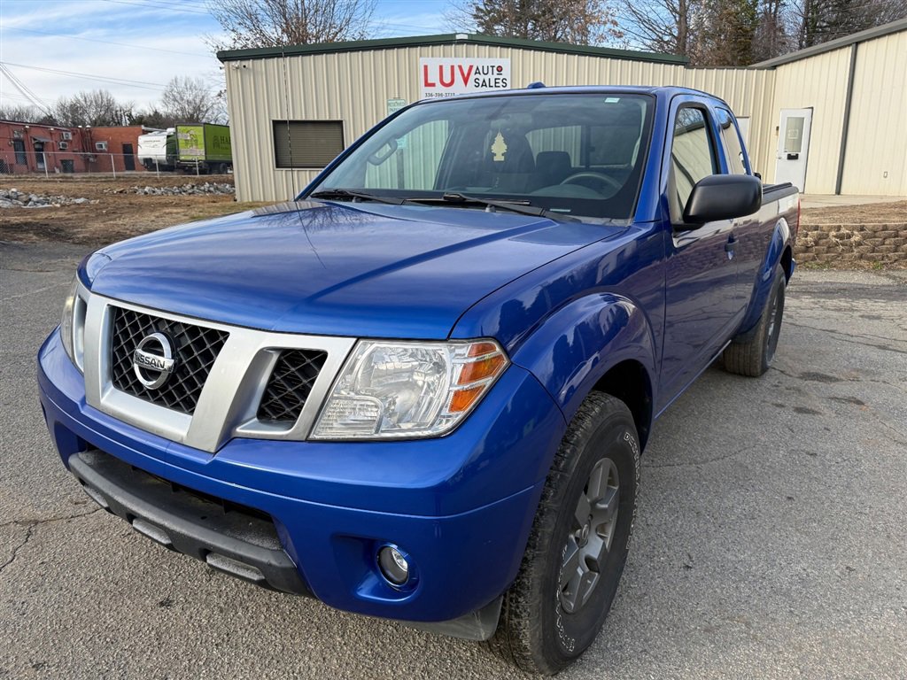 Used 2013 Nissan Frontier Desert Runner image 1