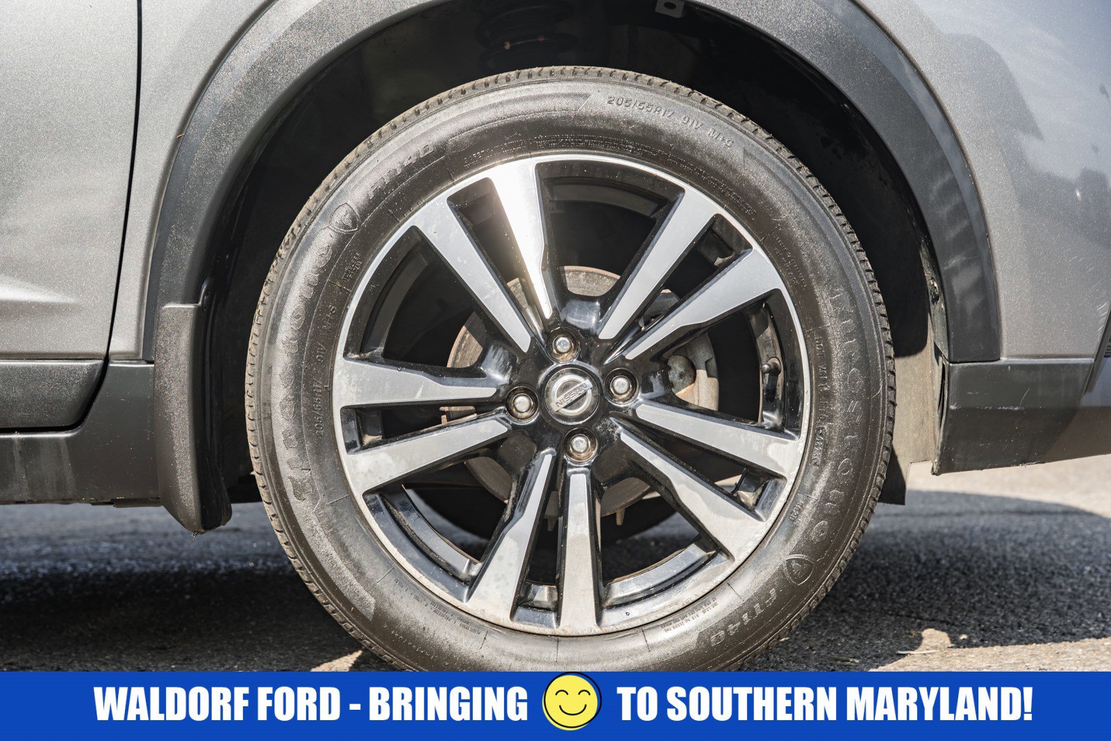 Used 2019 Nissan Kicks SV image 15