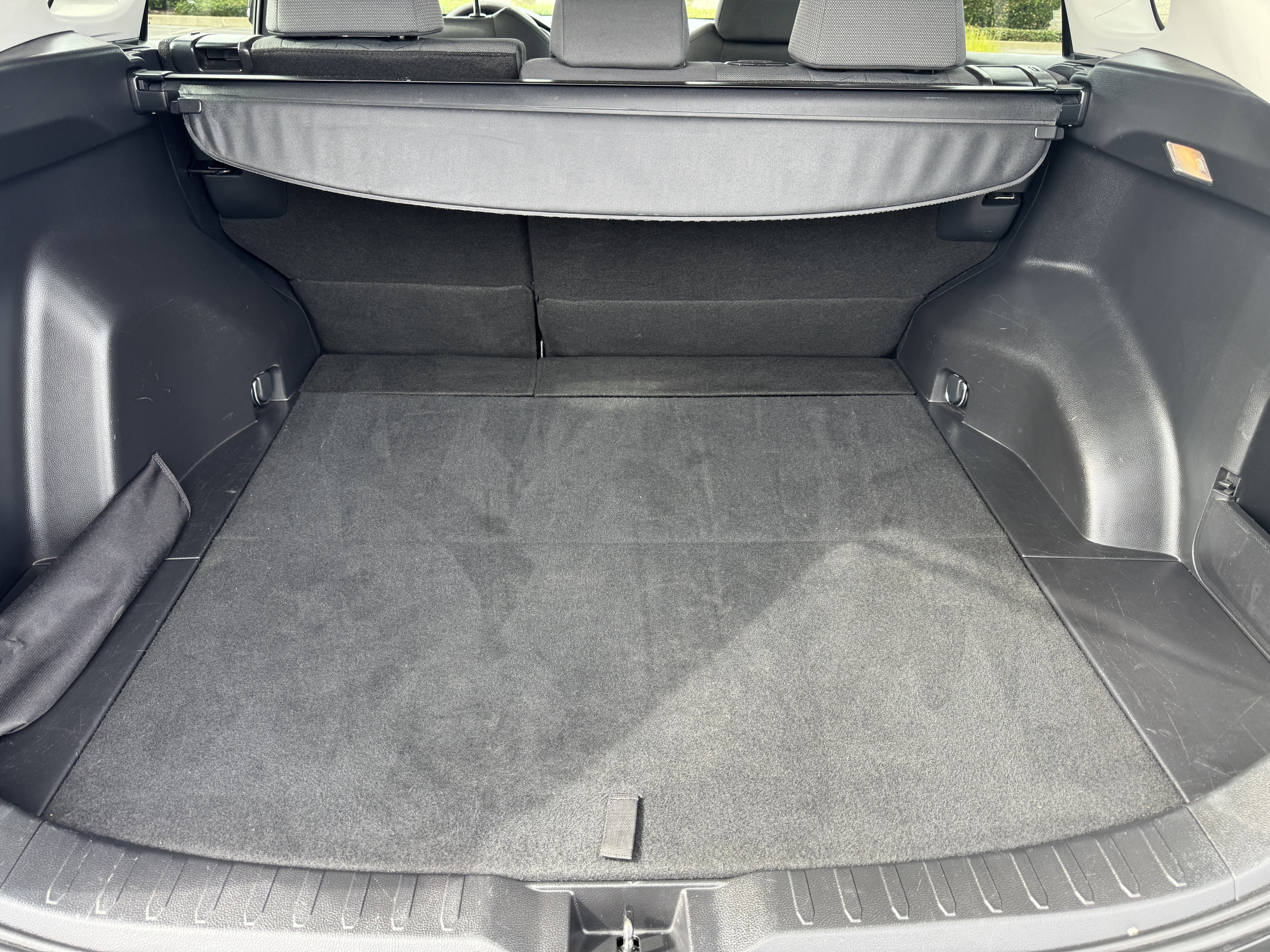 Used 2021 Toyota RAV4 XLE image 20