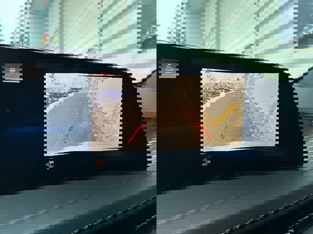 Used 2024 Cadillac XT4 Premium Luxury image 22